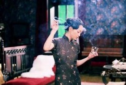 时尚烟云在线观看,在线观看，揭开时尚界的神秘面纱